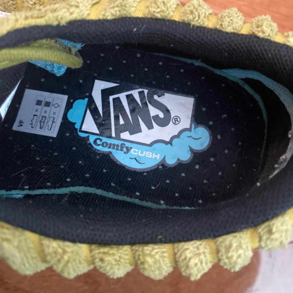 Vans ComfyCush Old Skool Corduroy Sneakers Green White Women’s 7 - Picture 4 of 9